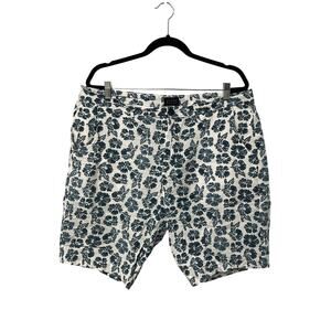 Jachs NY, Mens Floral Shorts, 100% cotton, Blue and White, Size 36, 1474M